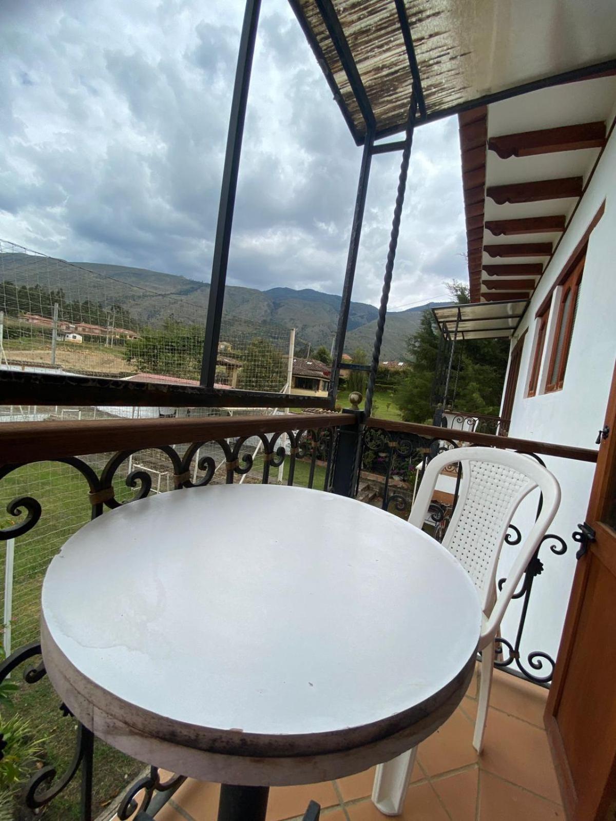 Hostal Villa Anita Вилья-де-Лейва Экстерьер фото